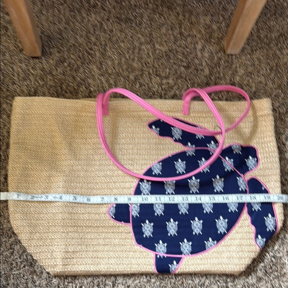 Vera Bradley Ratan Tan Tote Bag with Nautical Turtle Pink Navy Charm; NWOT - Picture 2 of 8